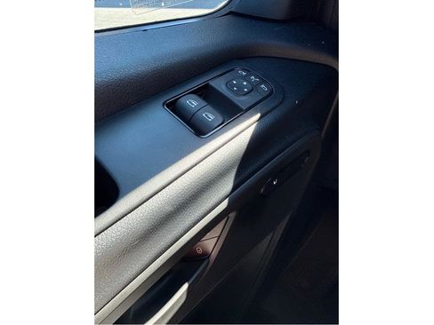 Used 2025 Mercedes-Benz Sprinter 2500 image 15