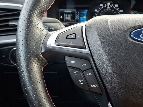 Used 2023 Ford Edge ST-Line AWD/4WD image 22