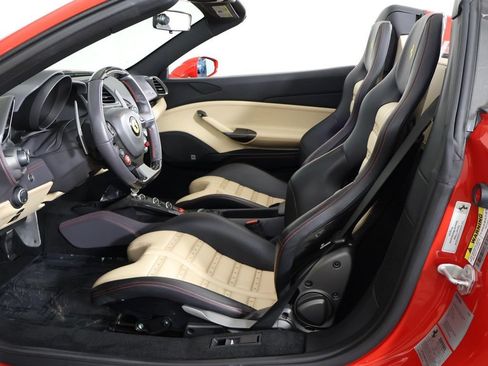 Used 2019 Ferrari 488 Spider RWD image 25