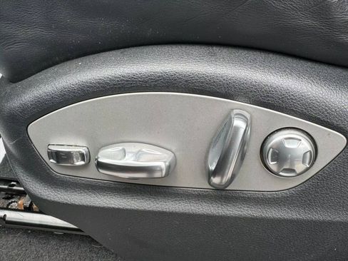 Used 2012 Porsche Cayenne S AWD/4WD image 42