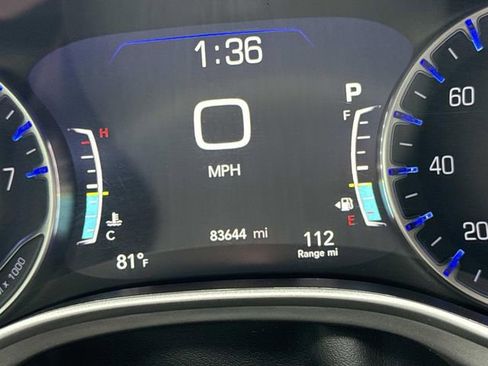 Used 2022 Chrysler Pacifica Touring-L FWD image 19