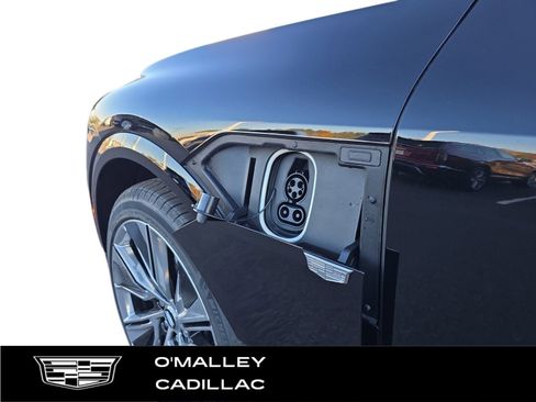 New 2026 Cadillac Lyriq Signature Luxury image 30