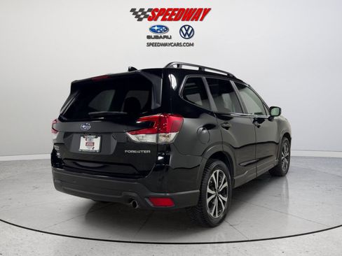 Certified 2022 Subaru Forester Limited AWD/4WD image 6