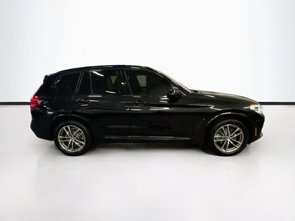 Used 2021 BMW X3 xDrive30i w/ M Sport Package AWD/4WD image 4