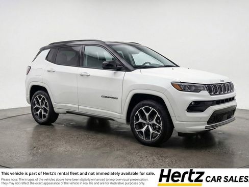 Used 2025 Jeep Compass Limited AWD/4WD image 1