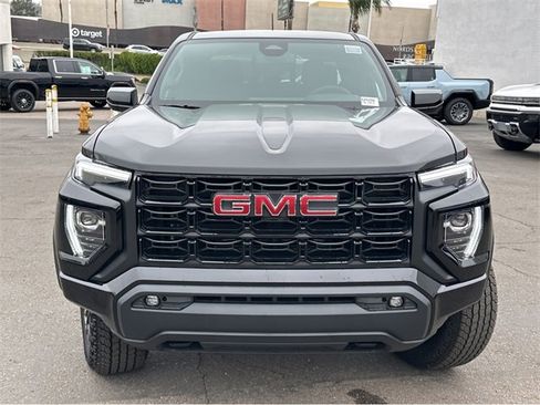 New 2025 GMC Canyon Elevation w/ Convenience Package image 2