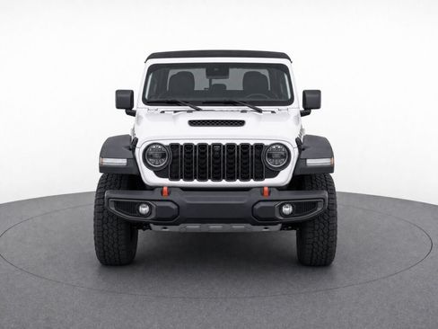 Used 2024 Jeep Gladiator Mojave w/ Technology Group AWD/4WD image 38