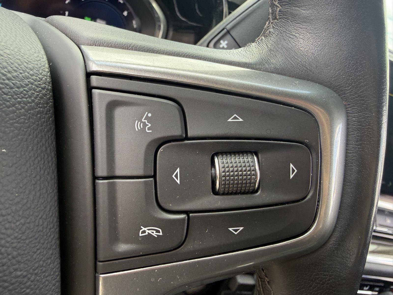 Used 2022 Chevrolet Silverado 1500 LT w/ All Star Edition Plus AWD/4WD image 15