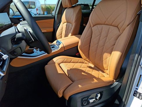 New 2026 BMW X5 xDrive40i w/ Climate Comfort Package AWD/4WD image 8