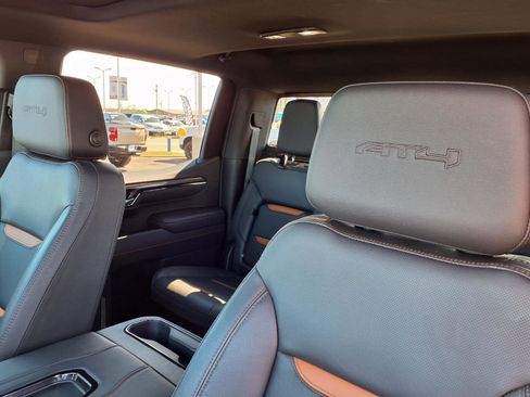 Used 2022 GMC Sierra 1500 AT4 w/ AT4 Premium Package image 35