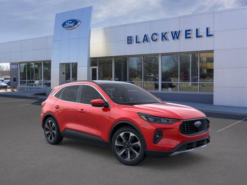 New 2024 Ford Escape Platinum w/ Premium Technology Package image 7