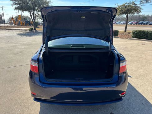 Used 2013 Lexus ES 300h image 7