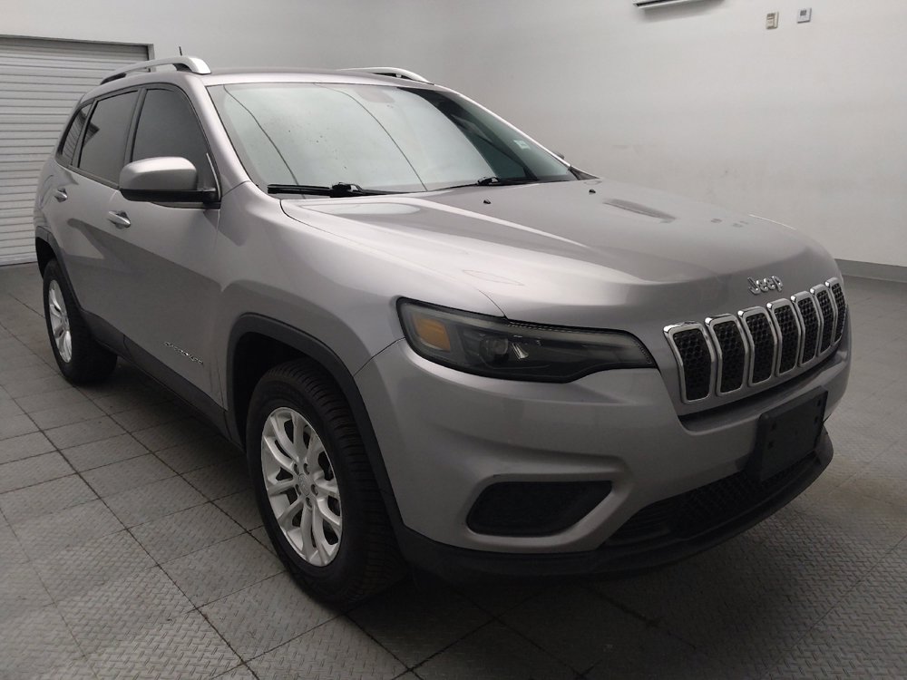 Used 2020 Jeep Cherokee Latitude FWD image 13