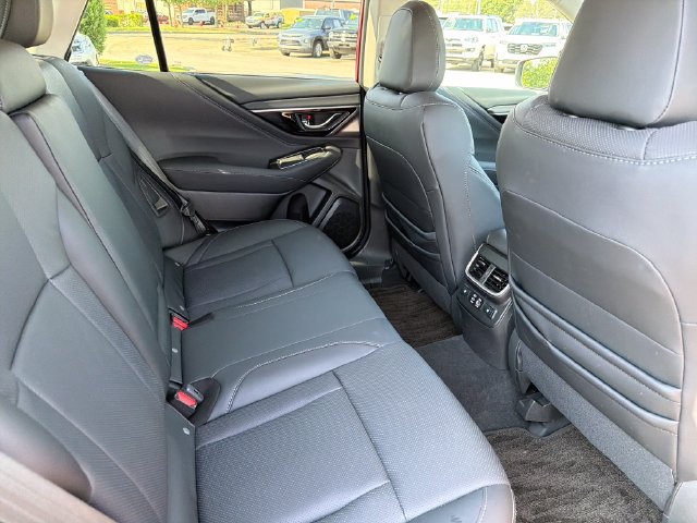 Certified 2025 Subaru Outback Limited AWD/4WD image 27
