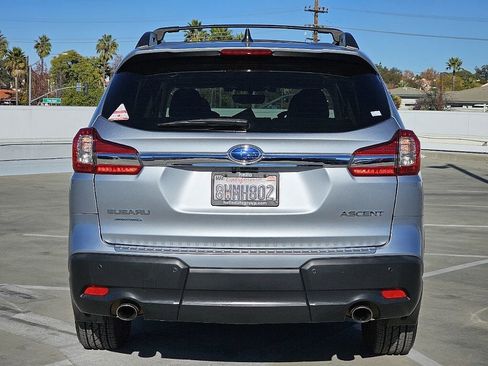 Used 2021 Subaru Ascent Premium w/ Convenience Package image 16