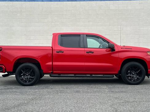 Used 2021 Chevrolet Silverado 1500 Custom w/ Rally Edition RWD image 3