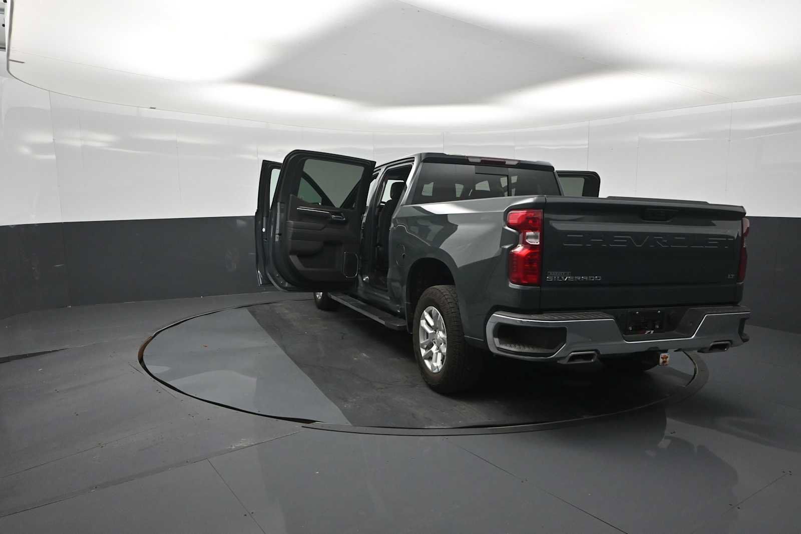 Used 2025 Chevrolet Silverado 1500 LT w/ Z71 Off-Road Package AWD/4WD image 68
