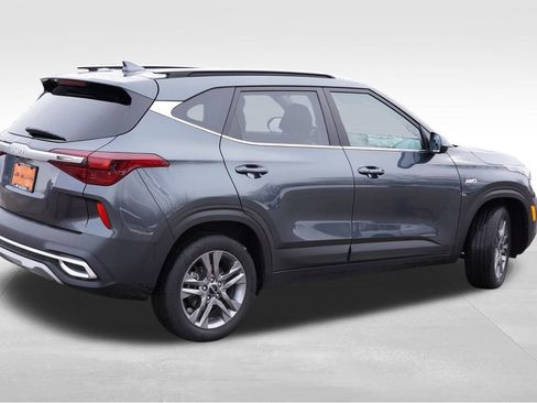 Certified 2023 Kia Seltos S w/ Navigation Package image 4