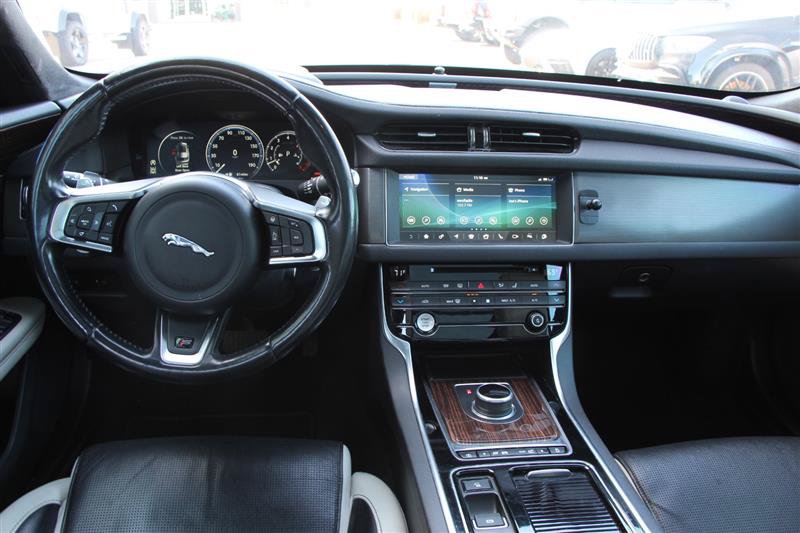 Used 2018 Jaguar XF S AWD/4WD image 26