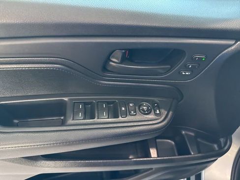 Used 2025 Honda Odyssey EX-L image 6