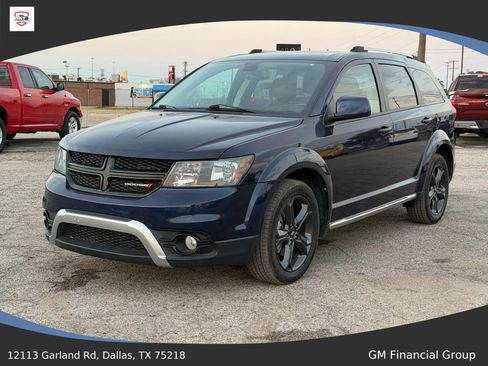 Used 2020 Dodge Journey Crossroad image 1