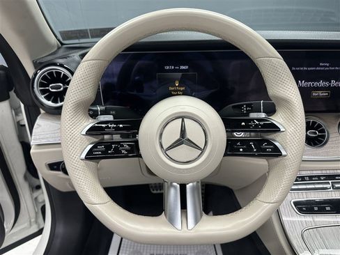 Used 2021 Mercedes-Benz E 450 4MATIC Cabriolet image 26