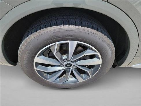Used 2023 Audi Q5 2.0T Premium Plus AWD/4WD image 11