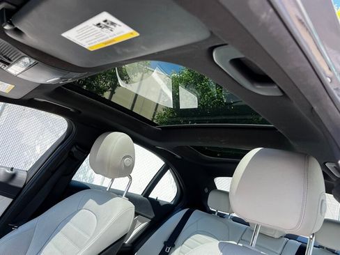 Used 2016 Mercedes-Benz C 300 4MATIC Sedan image 19