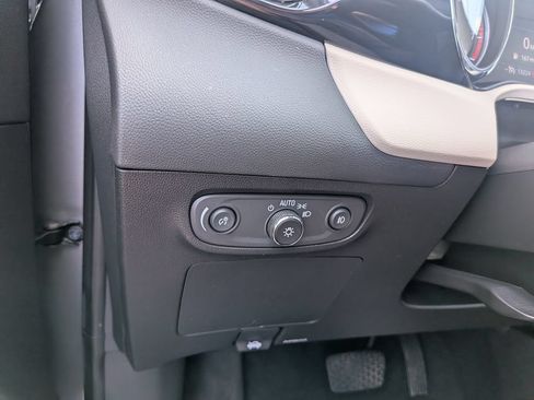 Used 2023 Buick Encore GX Preferred w/ Cold Weather Comfort Package FWD image 29
