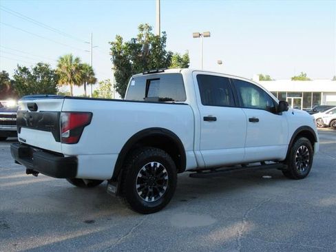 Used 2021 Nissan Titan PRO-4X w/ Pro-4x Convenience Package image 7