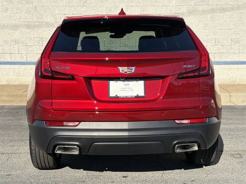 Certified 2023 Cadillac XT4 Luxury image 7