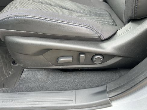 Used 2025 Subaru Forester Premium w/ Protection Package (1PH) image 21