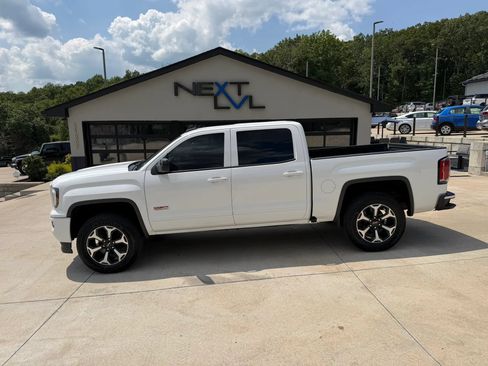Used 2018 GMC Sierra 1500 SLT AWD/4WD image 6