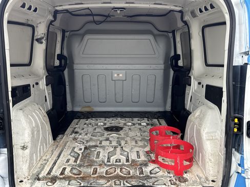 Used 2018 RAM ProMaster City Tradesman SLT FWD image 15