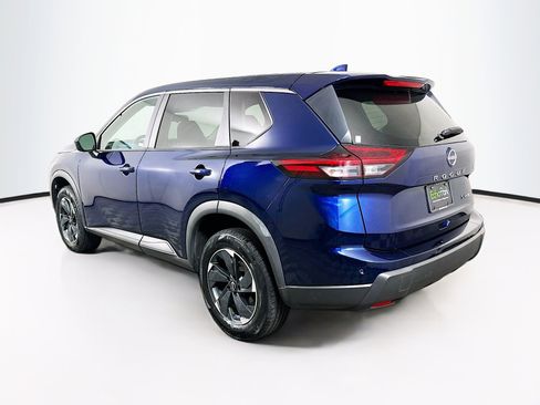 Used 2024 Nissan Rogue SV AWD/4WD image 5