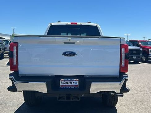 New 2026 Ford F250 Lariat w/ Lariat Premium Package AWD/4WD image 4