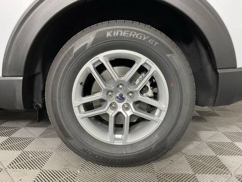New 2026 Ford Explorer Active w/ Active Comfort Package RWD image 10