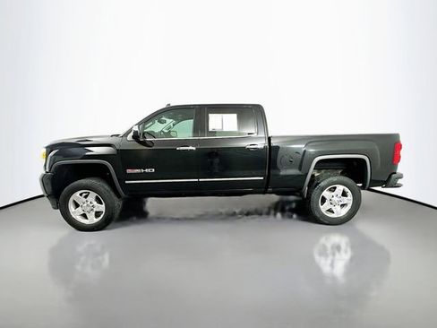 Used 2015 GMC Sierra 2500 SLT w/ All-Terrain HD Package image 4