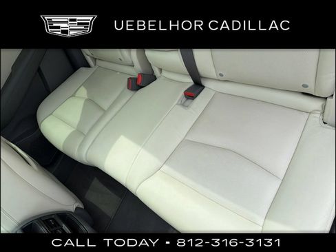Used 2017 Cadillac XT5 Luxury FWD image 18