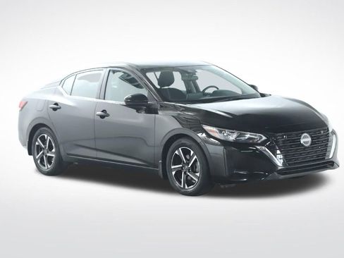 Used 2024 Nissan Sentra SV FWD image 10