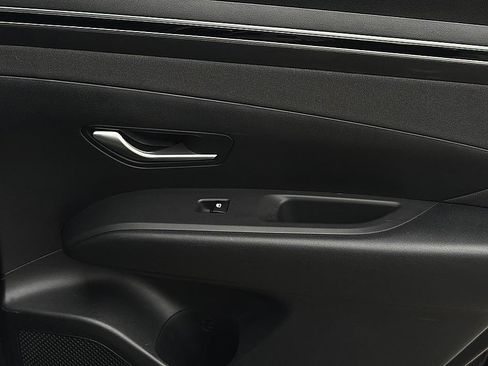 Certified 2024 Hyundai Tucson SEL w/ Convenience Package FWD image 26