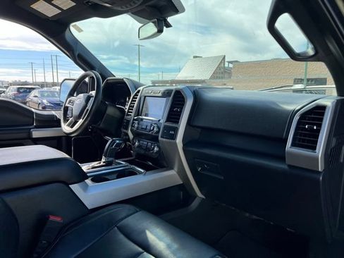 Used 2020 Ford F150 Lariat w/ Equipment Group 502A Luxury AWD/4WD image 20