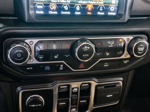 Used 2023 Jeep Wrangler Unlimited w/ Cold Weather Group AWD/4WD image 22