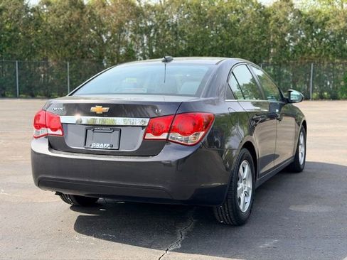 Used 2016 Chevrolet Cruze LT FWD image 3