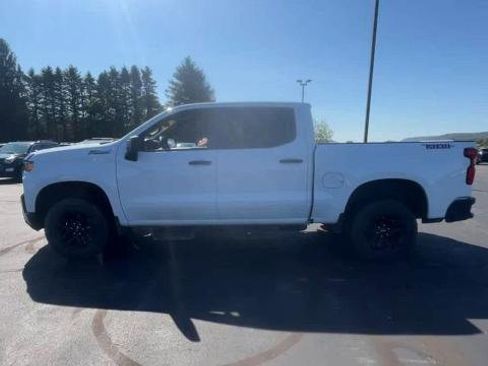 Used 2021 Chevrolet Silverado 1500 Custom Trail Boss AWD/4WD image 5