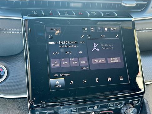 New 2025 Jeep Grand Cherokee Altitude image 15