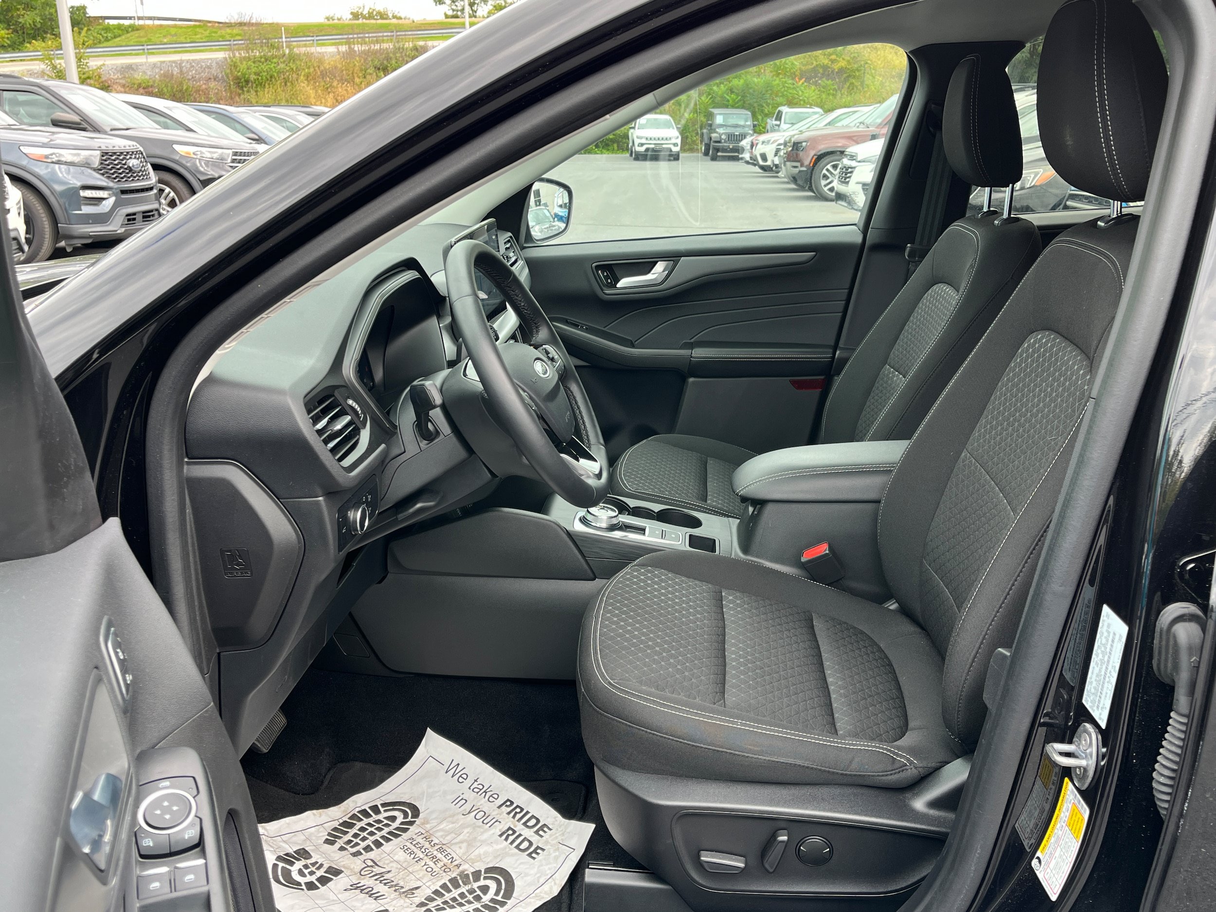Used 2023 Ford Escape Active w/ Tech Pack #2 AWD/4WD image 13