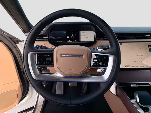 New 2026 Land Rover Range Rover SE image 40