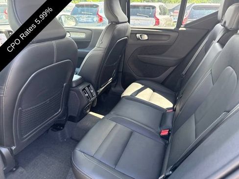 Certified 2024 Volvo XC40 B5 Plus w/ Protection Package Premier AWD/4WD image 16