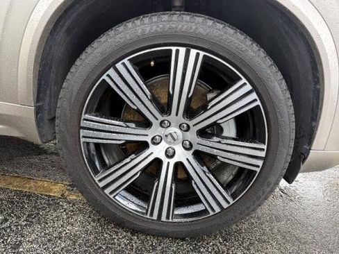 Used 2024 Volvo XC90 T8 Plus AWD/4WD image 8